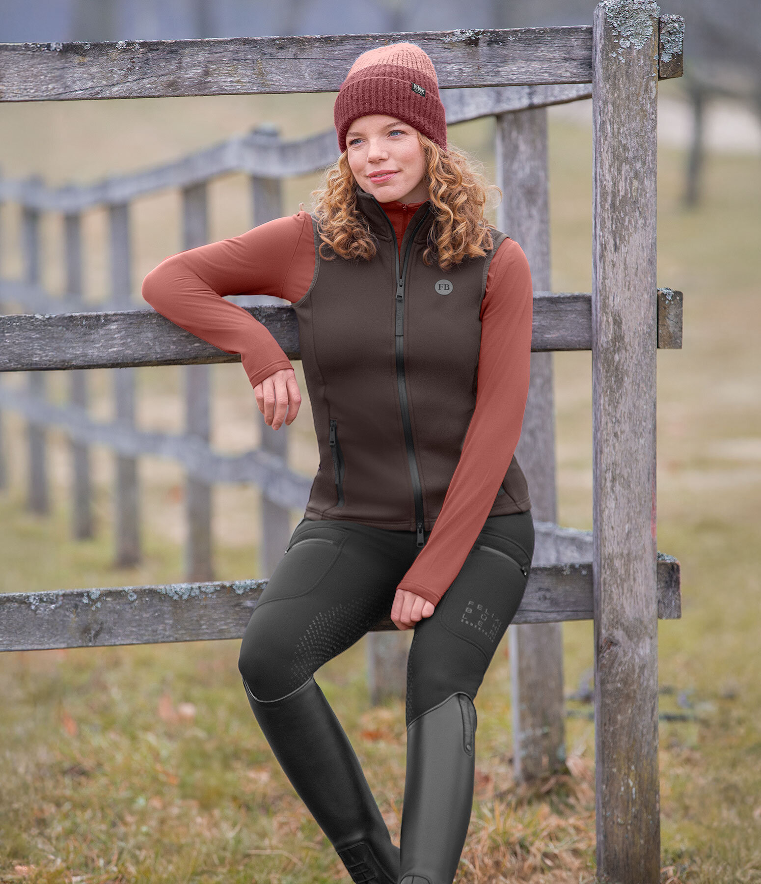 Damen-Outfit Leia in zartbitter