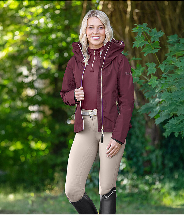 Damen-Outfit Hanne in mahagoni